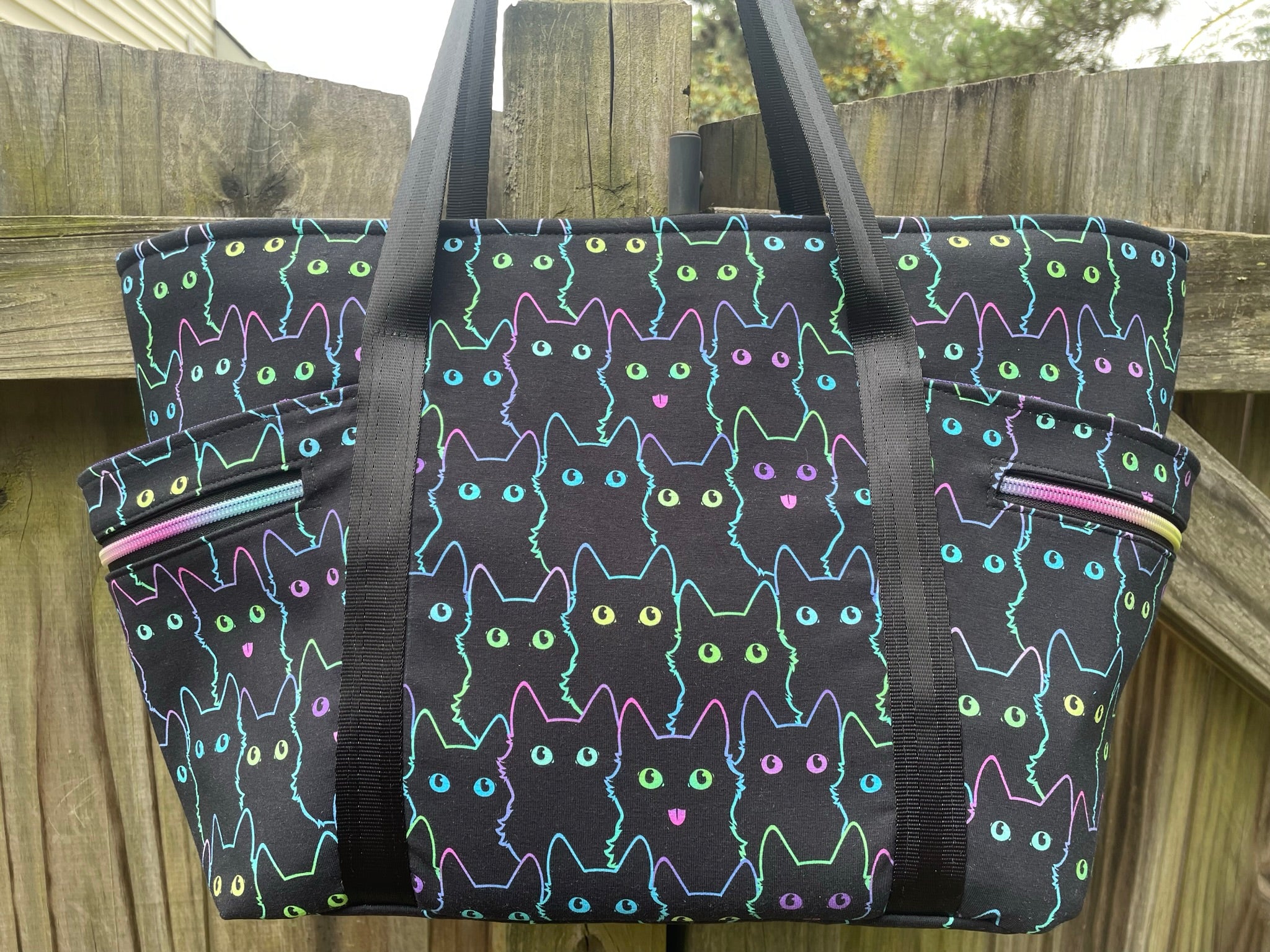 RETAIL Bloop Kitty Regular
