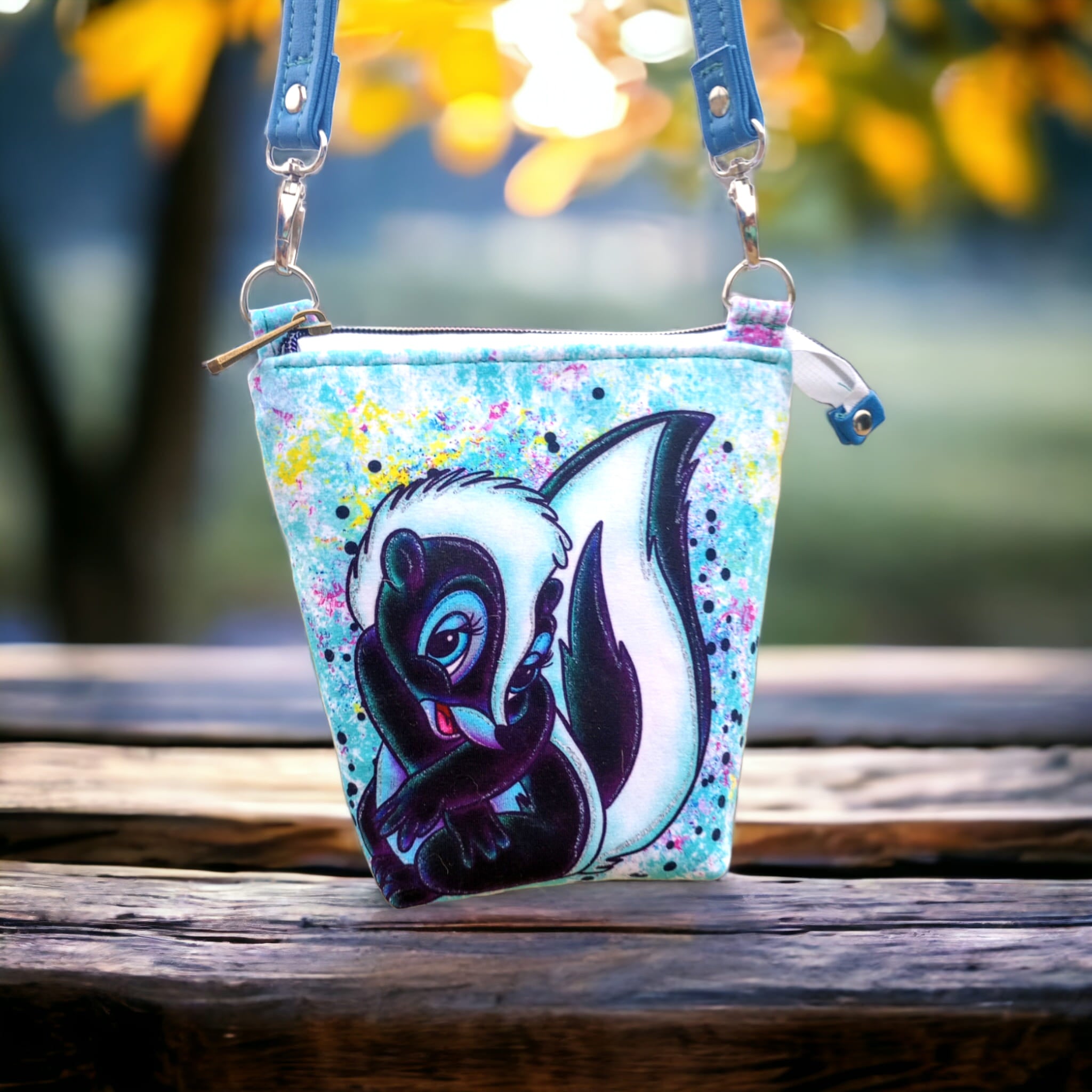 RETAIL PANEL Forest Skunk (Blue)