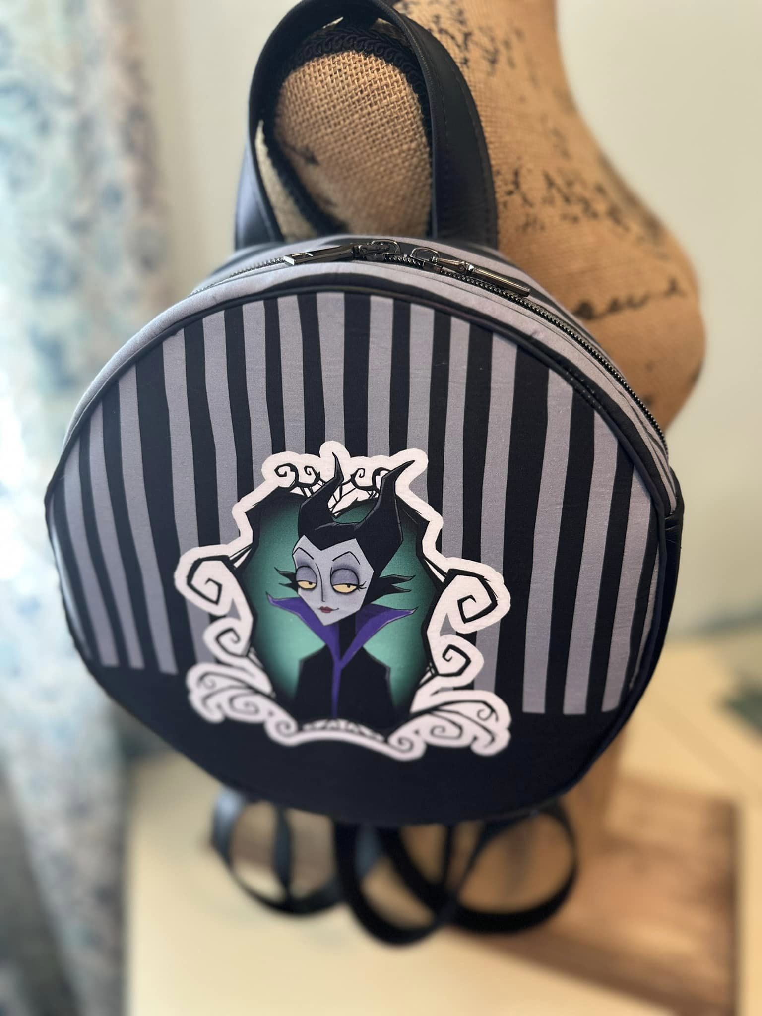 RETAIL PANEL Burton Evil Fairy