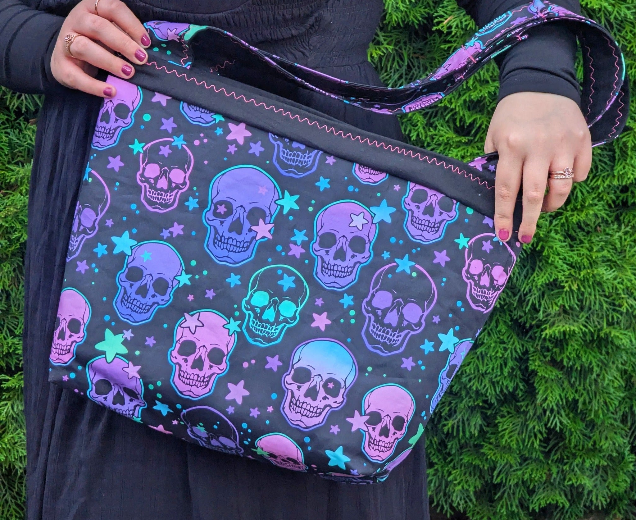 HALLOWEEN RETAIL (PART 1) Neon Skulls