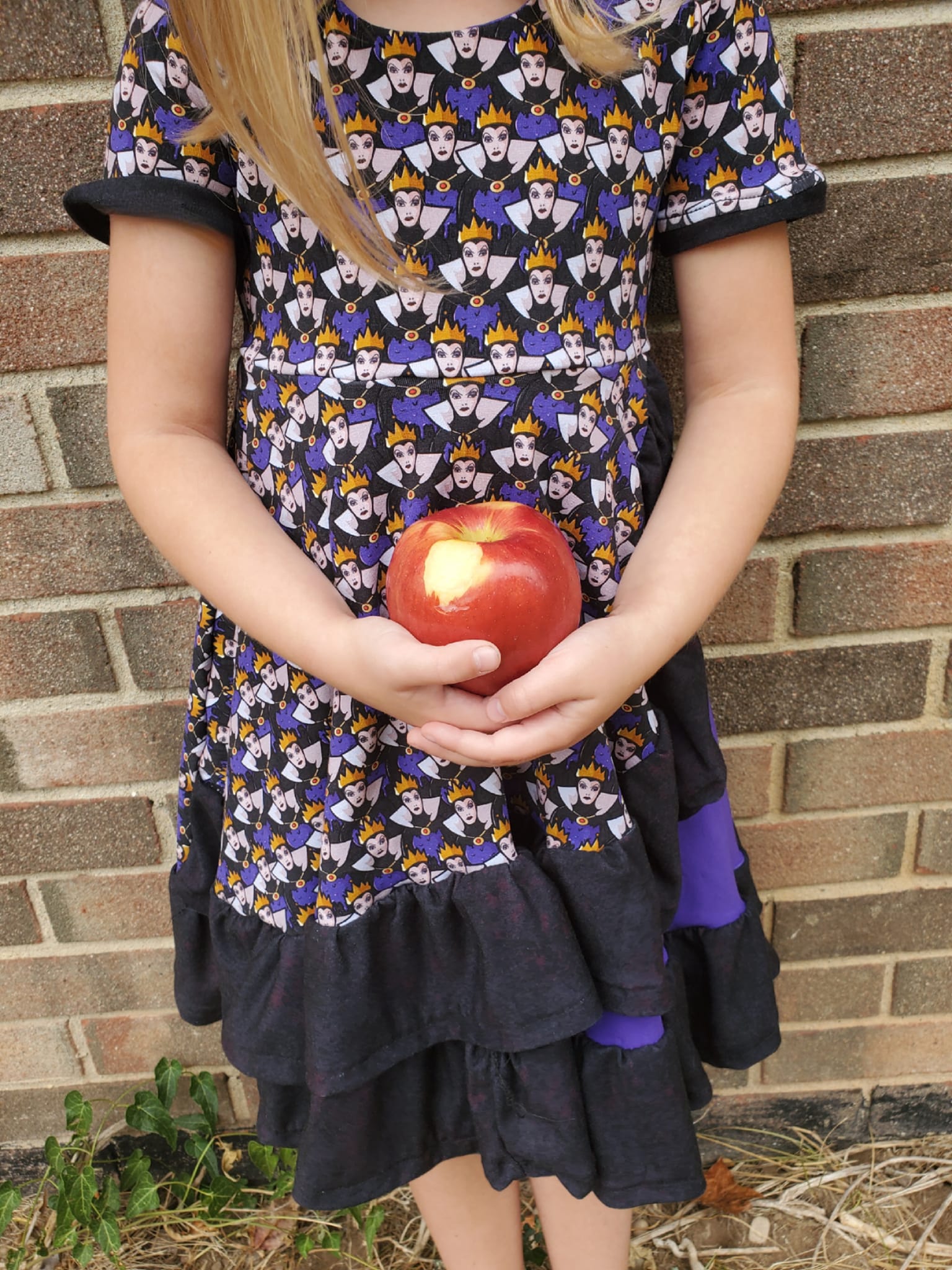 HALLOWEEN RETAIL (PART 1) Ink Evil Queen