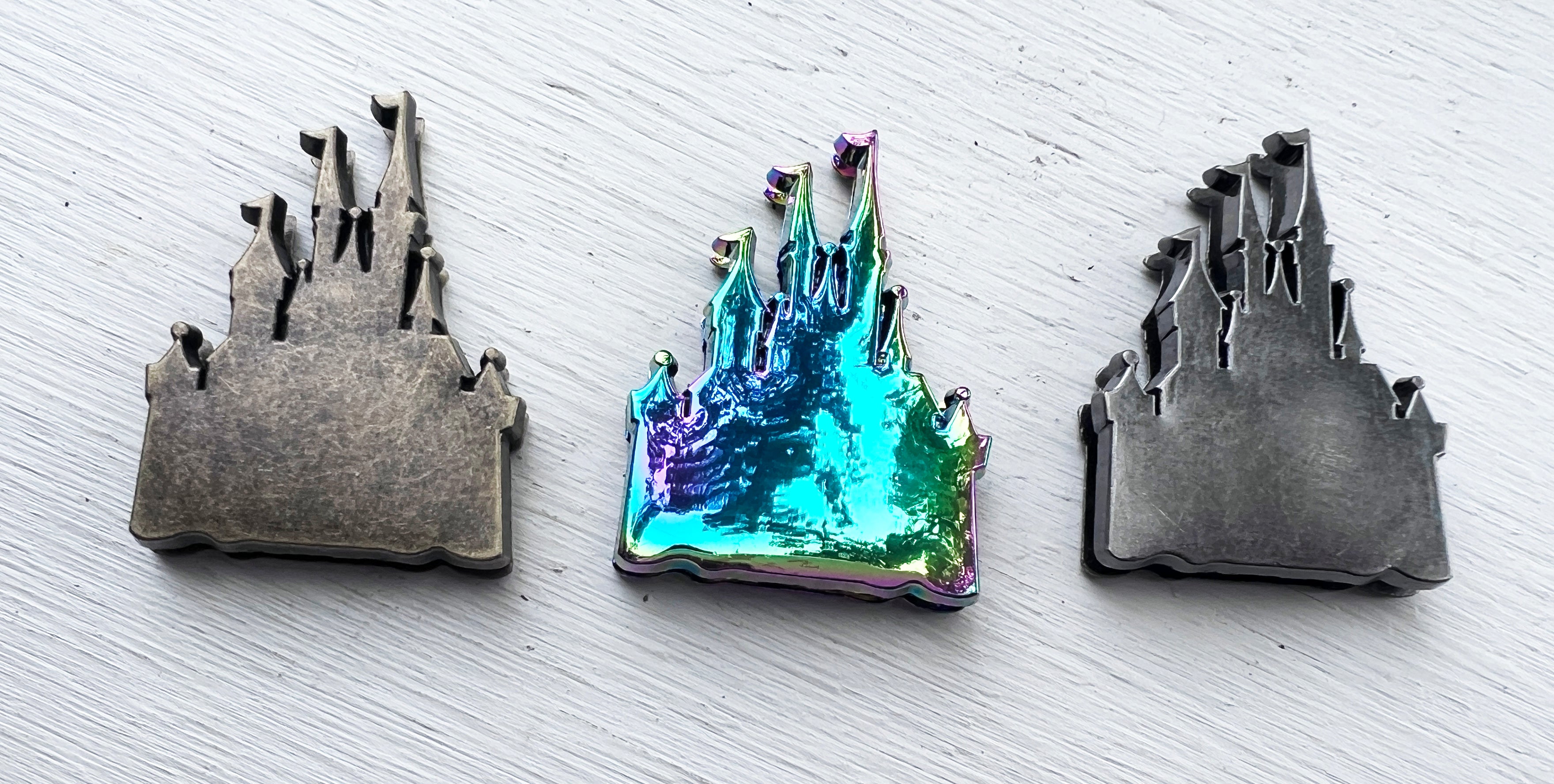 RETAIL MAGNET Castle