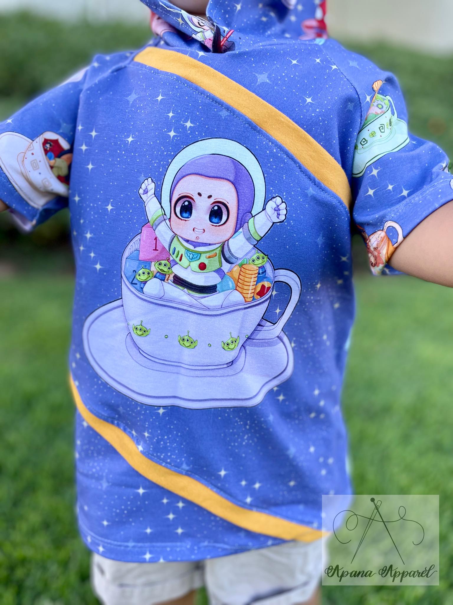 RETAIL PANEL Tea Cup Lightyear