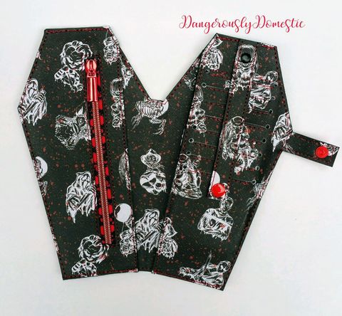 RETAIL Scary Movies Black (Tiny)