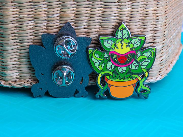 RETAIL PINS Feed Me!
