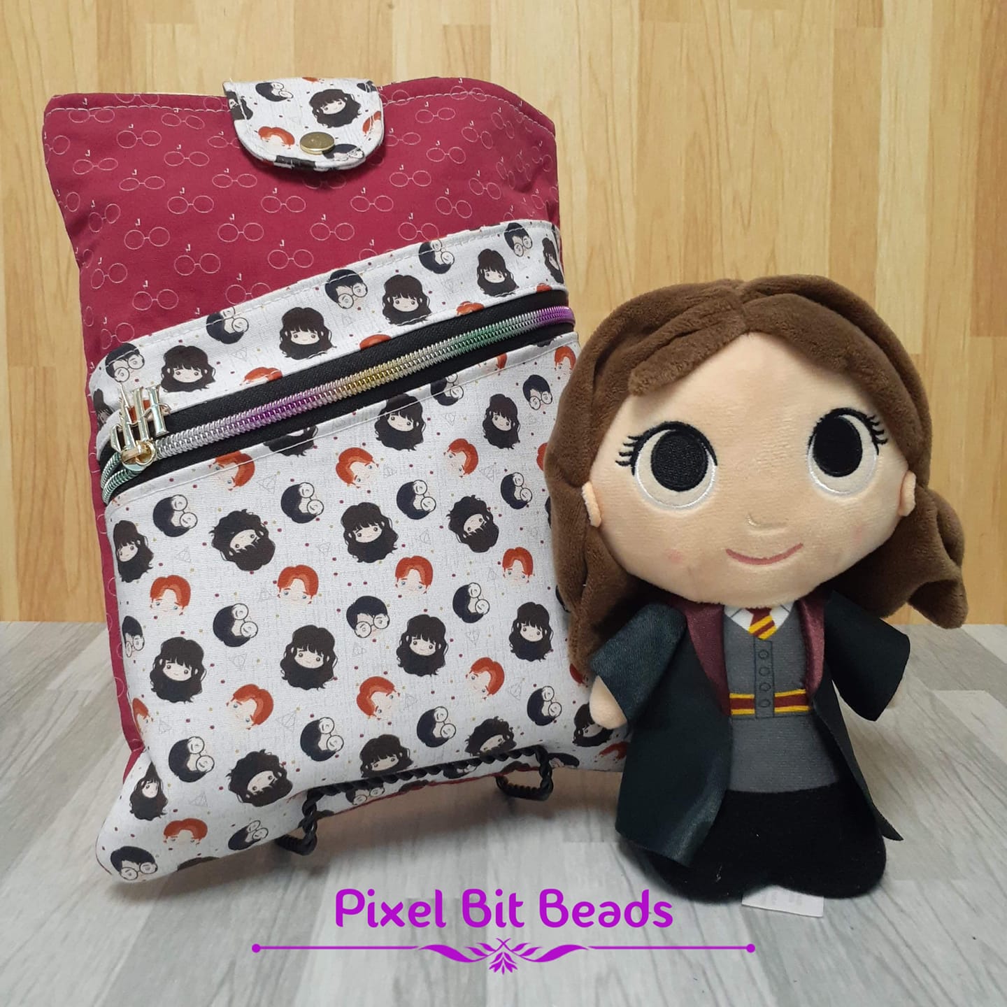 RETAIL Witches & Wizards (Tiny)