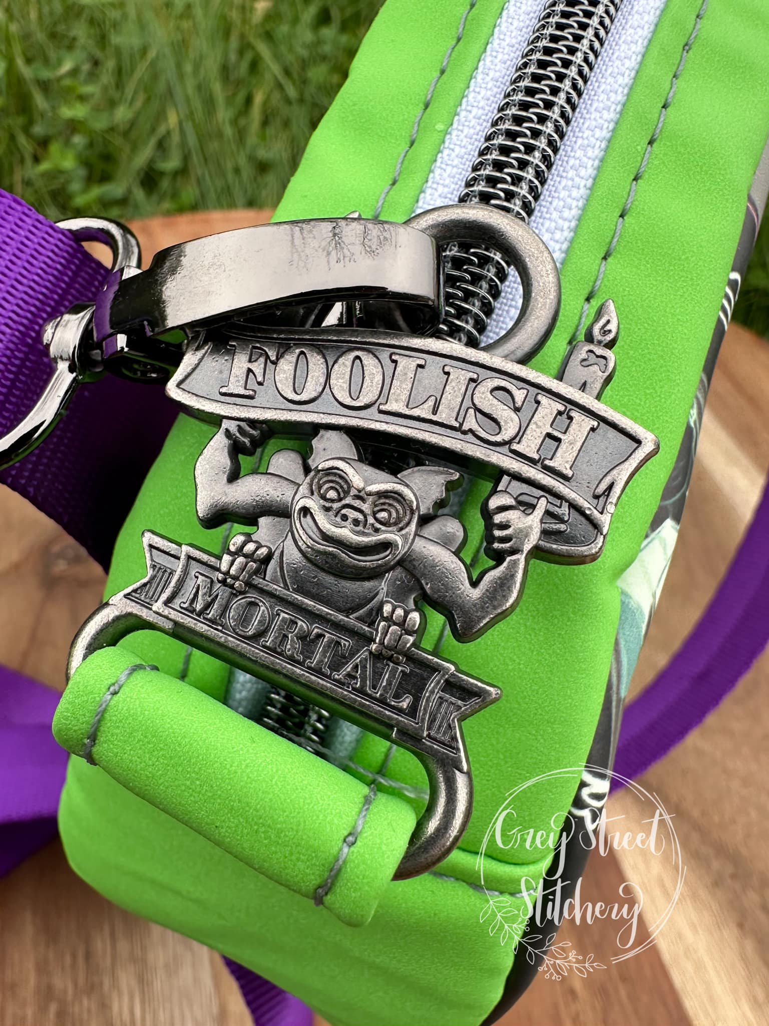 RETAIL STRAP CONNECTOR Foolish Mortals